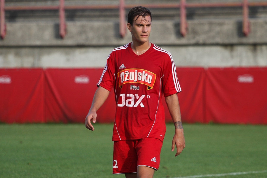 Mario Kurilić, football player